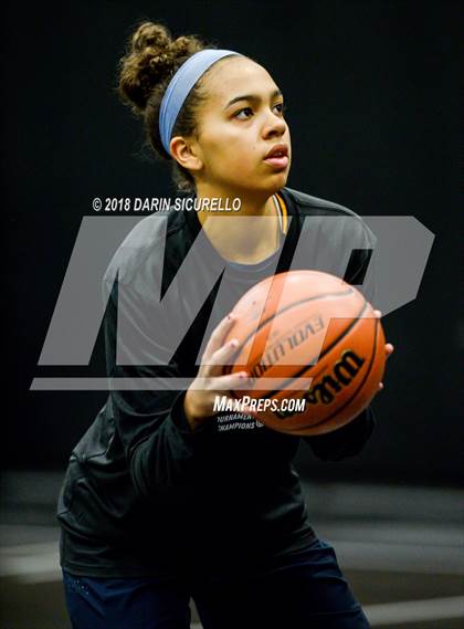 Thumbnail 1 in Pinnacle vs. William Penn Charter (NIKE Tournament of Champions Final) photogallery.