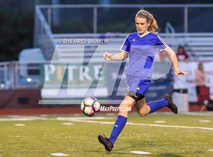 Thumbnail 1 in DeRidder @ E.D. White(LHSAA Division III Regional Playoff) photogallery.