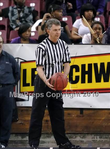 Thumbnail 2 in Sacramento vs. St. Mary's (CIF SJS D3 Final) photogallery.