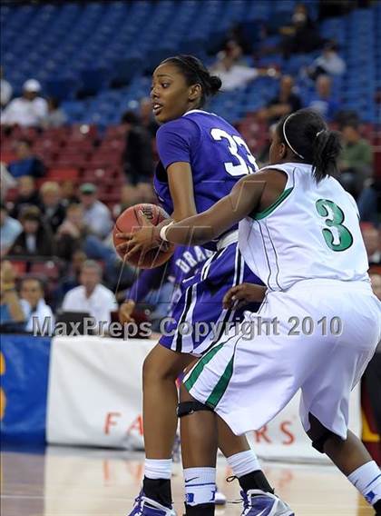 Thumbnail 2 in Sacramento vs. St. Mary's (CIF SJS D3 Final) photogallery.