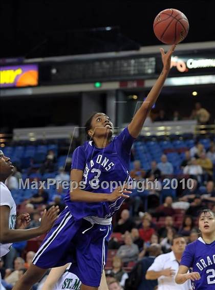 Thumbnail 1 in Sacramento vs. St. Mary's (CIF SJS D3 Final) photogallery.