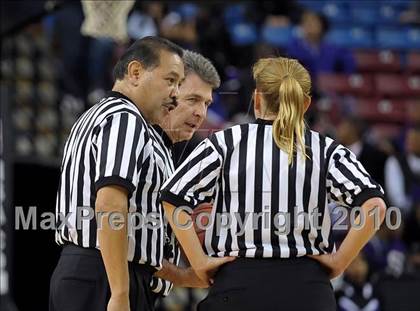 Thumbnail 2 in Sacramento vs. St. Mary's (CIF SJS D3 Final) photogallery.