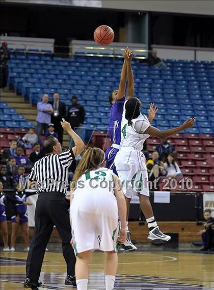 Thumbnail 1 in Sacramento vs. St. Mary's (CIF SJS D3 Final) photogallery.