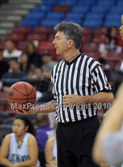 Thumbnail 1 in Sacramento vs. St. Mary's (CIF SJS D3 Final) photogallery.