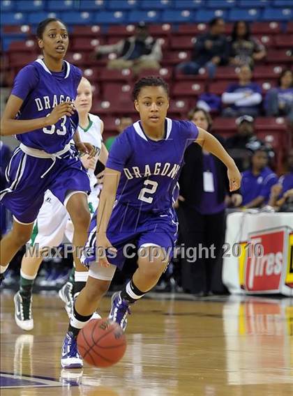 Thumbnail 2 in Sacramento vs. St. Mary's (CIF SJS D3 Final) photogallery.