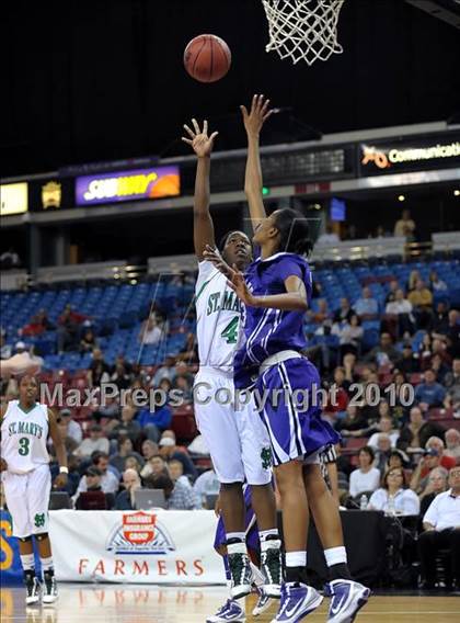 Thumbnail 1 in Sacramento vs. St. Mary's (CIF SJS D3 Final) photogallery.