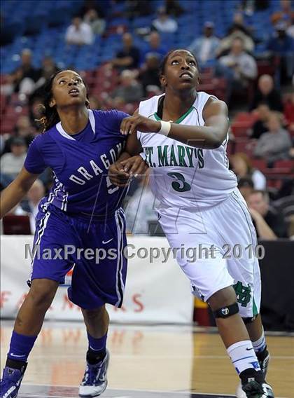 Thumbnail 2 in Sacramento vs. St. Mary's (CIF SJS D3 Final) photogallery.