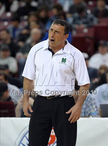 Thumbnail 2 in Sacramento vs. St. Mary's (CIF SJS D3 Final) photogallery.