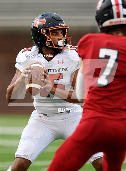 Thumbnail 3 in South Pittsburg vs Signal Mountain (Best of Preps Jamboree) photogallery.
