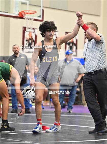 Thumbnail 3 in District 7 - 6A Tournament photogallery.