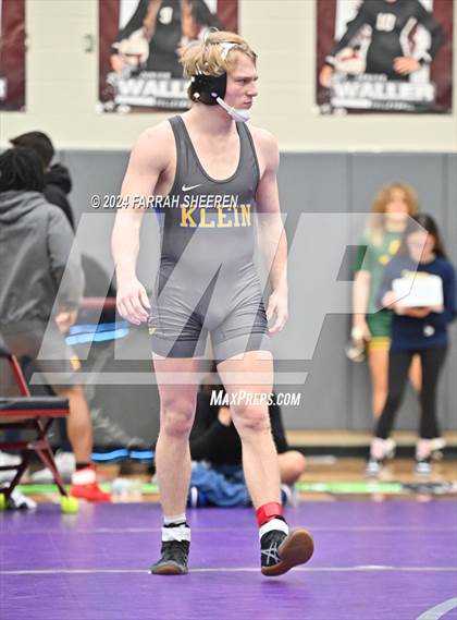 Thumbnail 2 in District 7 - 6A Tournament photogallery.