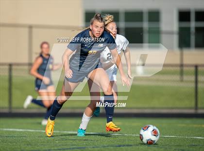 Thumbnail 2 in West Ottawa vs. Hudsonville (D2 Semifinal) photogallery.