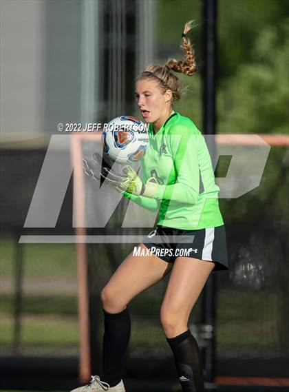 Thumbnail 3 in West Ottawa vs. Hudsonville (D2 Semifinal) photogallery.