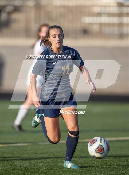 Thumbnail 2 in West Ottawa vs. Hudsonville (D2 Semifinal) photogallery.