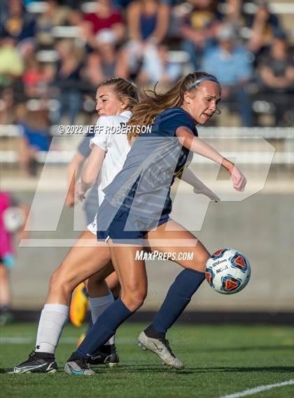 Thumbnail 3 in West Ottawa vs. Hudsonville (D2 Semifinal) photogallery.