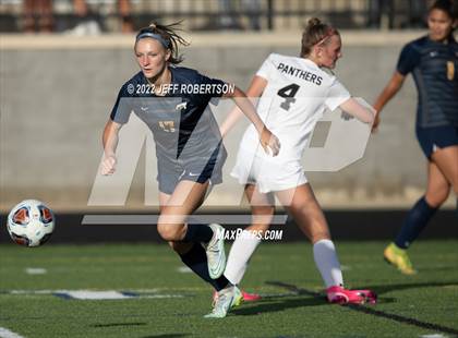 Thumbnail 2 in West Ottawa vs. Hudsonville (D2 Semifinal) photogallery.