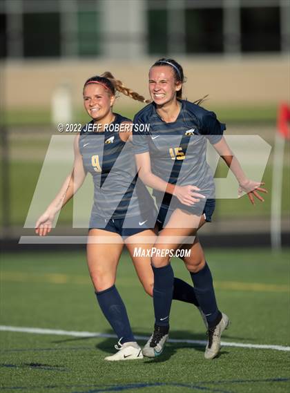 Thumbnail 1 in West Ottawa vs. Hudsonville (D2 Semifinal) photogallery.