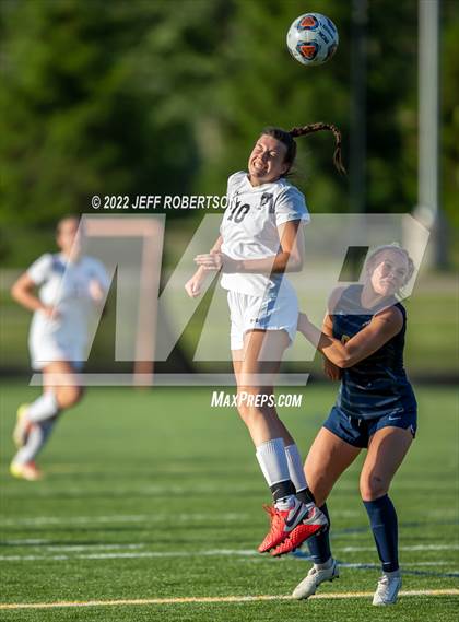 Thumbnail 3 in West Ottawa vs. Hudsonville (D2 Semifinal) photogallery.