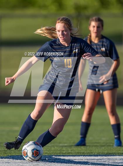 Thumbnail 1 in West Ottawa vs. Hudsonville (D2 Semifinal) photogallery.