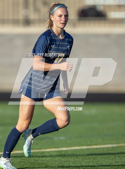 Thumbnail 2 in West Ottawa vs. Hudsonville (D2 Semifinal) photogallery.