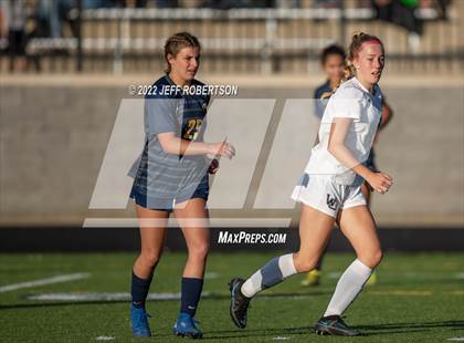 Thumbnail 2 in West Ottawa vs. Hudsonville (D2 Semifinal) photogallery.
