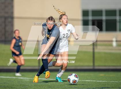 Thumbnail 2 in West Ottawa vs. Hudsonville (D2 Semifinal) photogallery.