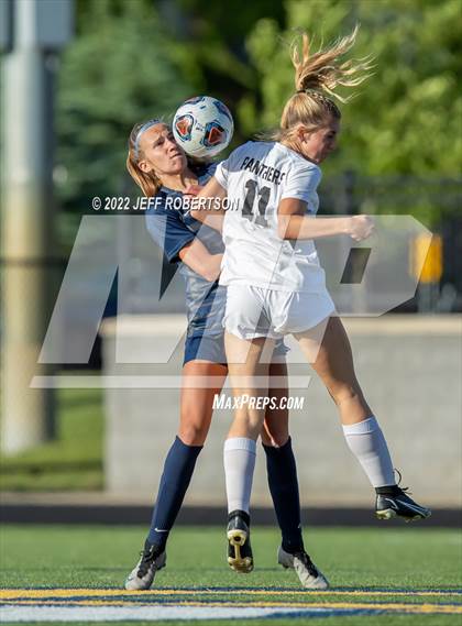 Thumbnail 2 in West Ottawa vs. Hudsonville (D2 Semifinal) photogallery.
