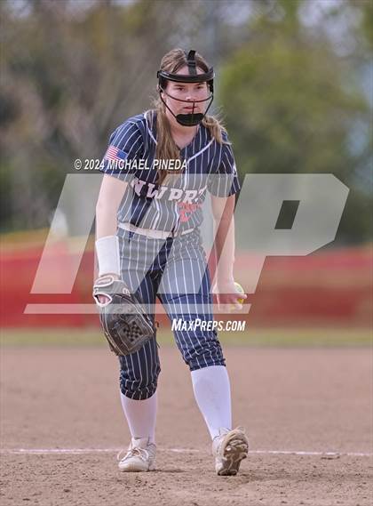 Thumbnail 2 in Newport Harbor vs Santiago (Alan Dugard Classic) photogallery.