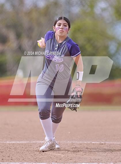 Thumbnail 1 in Newport Harbor vs Santiago (Alan Dugard Classic) photogallery.