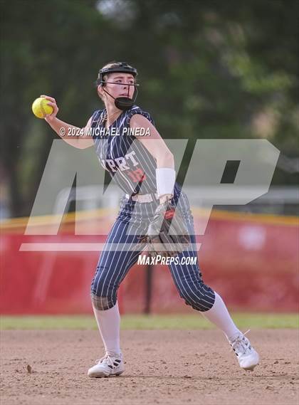 Thumbnail 3 in Newport Harbor vs Santiago (Alan Dugard Classic) photogallery.