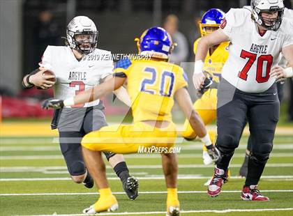 Thumbnail 1 in La Vega vs Argyle (UIL 4A Quarterfinal Playoff) photogallery.