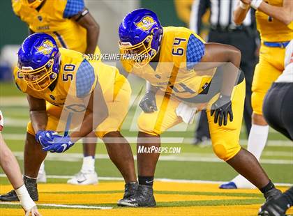 Thumbnail 2 in La Vega vs Argyle (UIL 4A Quarterfinal Playoff) photogallery.