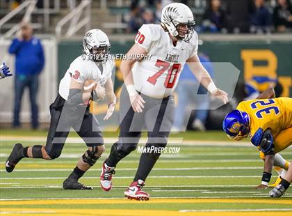Thumbnail 3 in La Vega vs Argyle (UIL 4A Quarterfinal Playoff) photogallery.