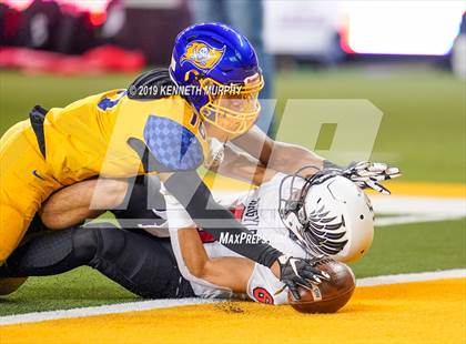 Thumbnail 3 in La Vega vs Argyle (UIL 4A Quarterfinal Playoff) photogallery.