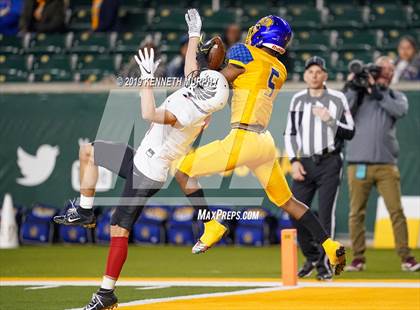 Thumbnail 1 in La Vega vs Argyle (UIL 4A Quarterfinal Playoff) photogallery.