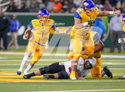 Thumbnail 1 in La Vega vs Argyle (UIL 4A Quarterfinal Playoff) photogallery.