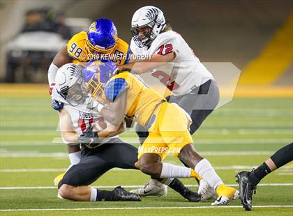 Thumbnail 3 in La Vega vs Argyle (UIL 4A Quarterfinal Playoff) photogallery.