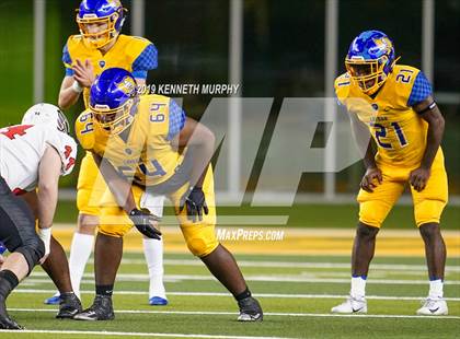 Thumbnail 2 in La Vega vs Argyle (UIL 4A Quarterfinal Playoff) photogallery.