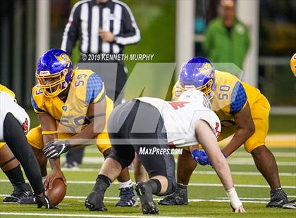 Thumbnail 3 in La Vega vs Argyle (UIL 4A Quarterfinal Playoff) photogallery.