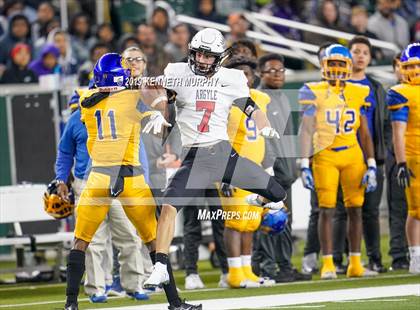 Thumbnail 3 in La Vega vs Argyle (UIL 4A Quarterfinal Playoff) photogallery.