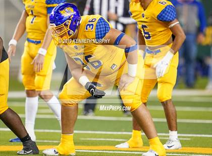 Thumbnail 3 in La Vega vs Argyle (UIL 4A Quarterfinal Playoff) photogallery.