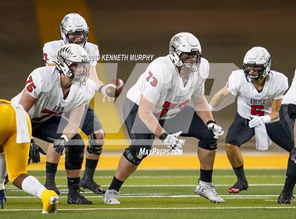 Thumbnail 2 in La Vega vs Argyle (UIL 4A Quarterfinal Playoff) photogallery.