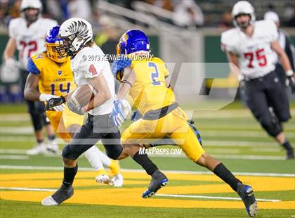 Thumbnail 2 in La Vega vs Argyle (UIL 4A Quarterfinal Playoff) photogallery.