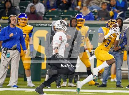 Thumbnail 1 in La Vega vs Argyle (UIL 4A Quarterfinal Playoff) photogallery.