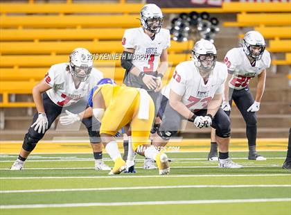 Thumbnail 1 in La Vega vs Argyle (UIL 4A Quarterfinal Playoff) photogallery.