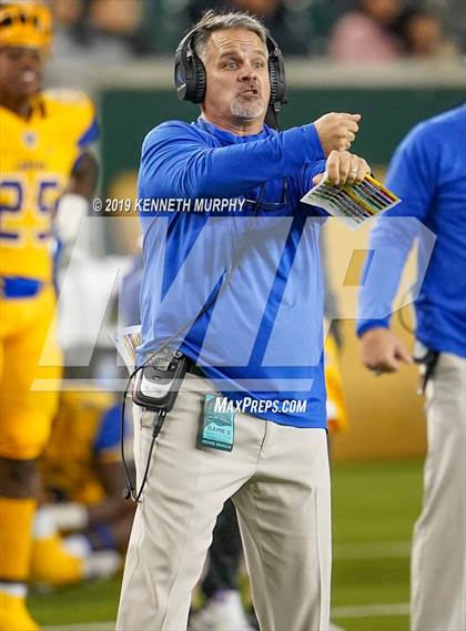 Thumbnail 1 in La Vega vs Argyle (UIL 4A Quarterfinal Playoff) photogallery.