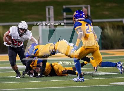 Thumbnail 1 in La Vega vs Argyle (UIL 4A Quarterfinal Playoff) photogallery.