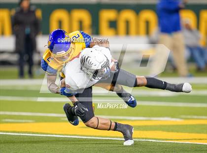 Thumbnail 2 in La Vega vs Argyle (UIL 4A Quarterfinal Playoff) photogallery.