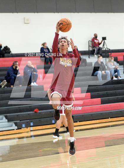 Thumbnail 3 in Mission Viejo vs. Woodrow Wilson (Tustin Holiday Classic) photogallery.