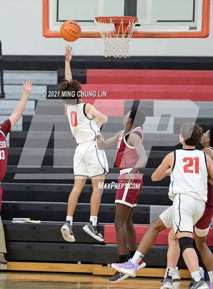 Thumbnail 2 in Mission Viejo vs. Woodrow Wilson (Tustin Holiday Classic) photogallery.